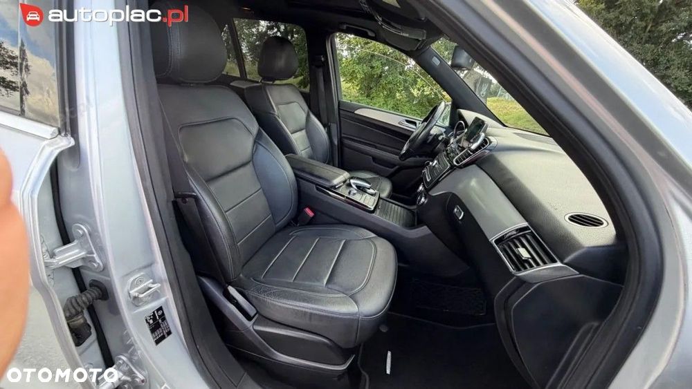 Mercedes-Benz GLE 2016