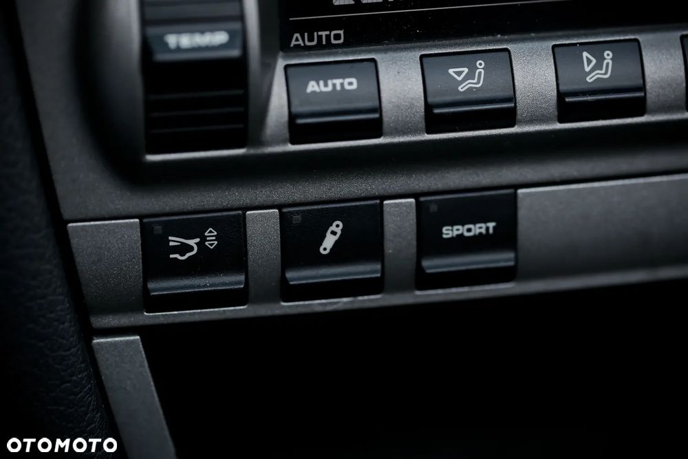 Porsche 911 Carrera S - 20