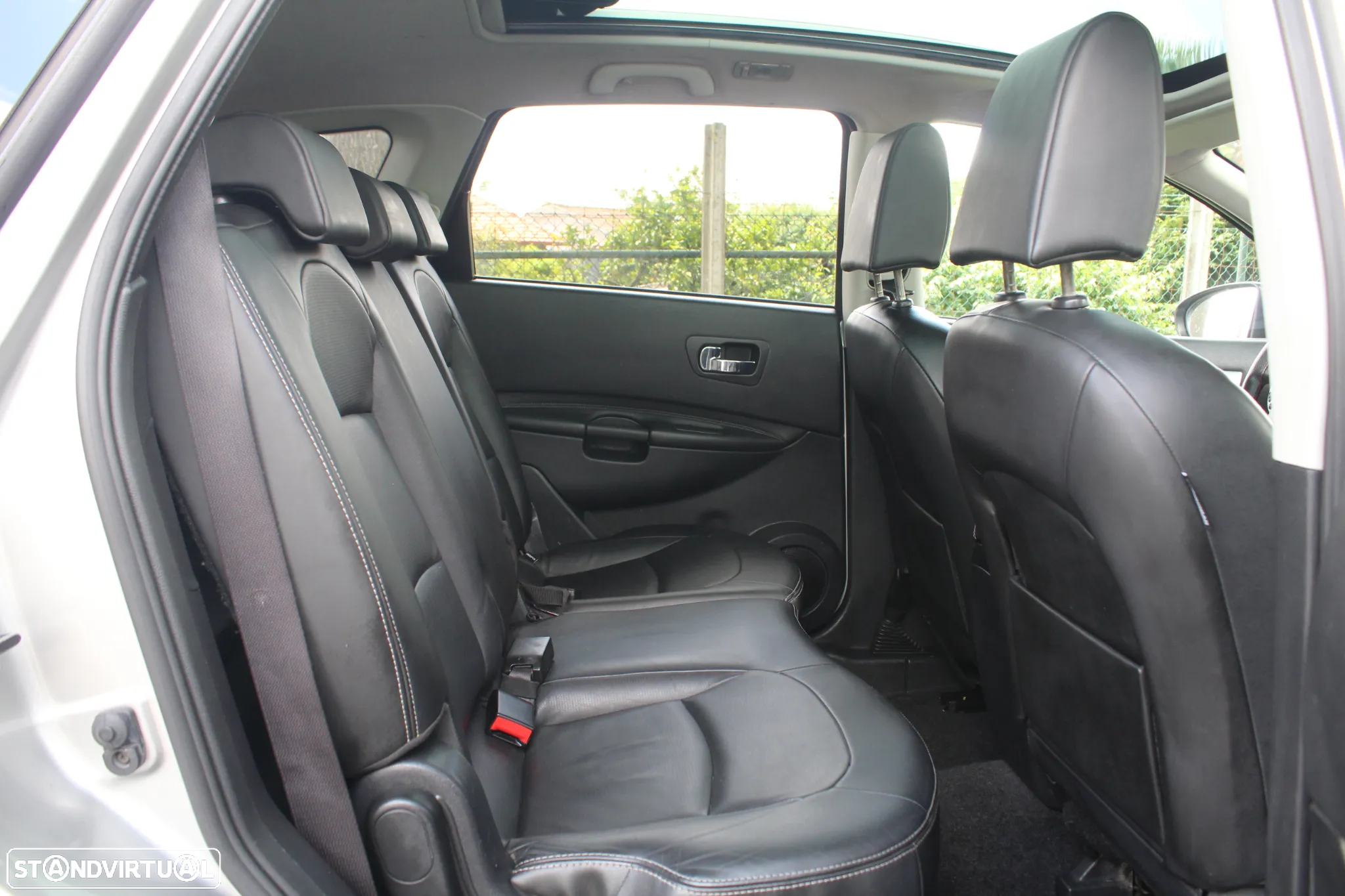 Nissan Qashqai +2 2.0 dCi Tekna Pele Choc +Navi - 43