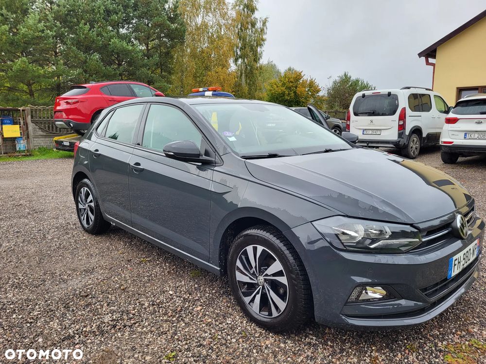 Volkswagen Polo 1.0 Comfortline - 24