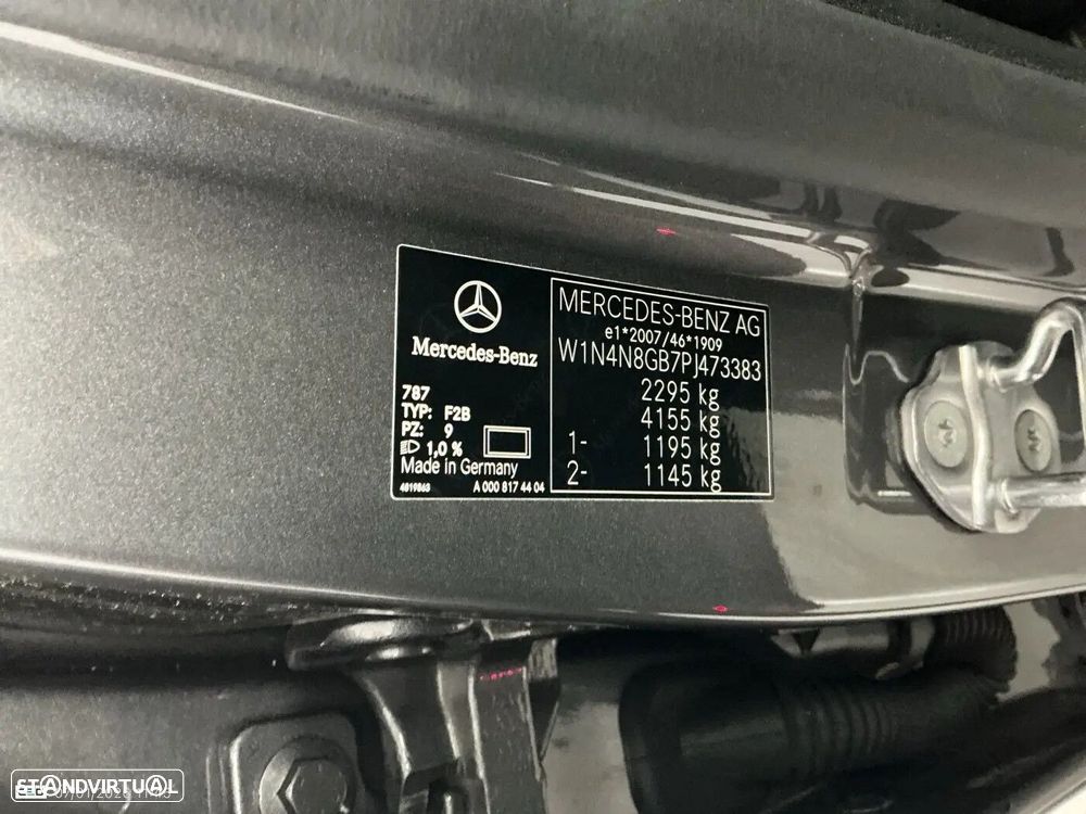 Mercedes-Benz GLA 250 e 8G-DCT Progressive - 12