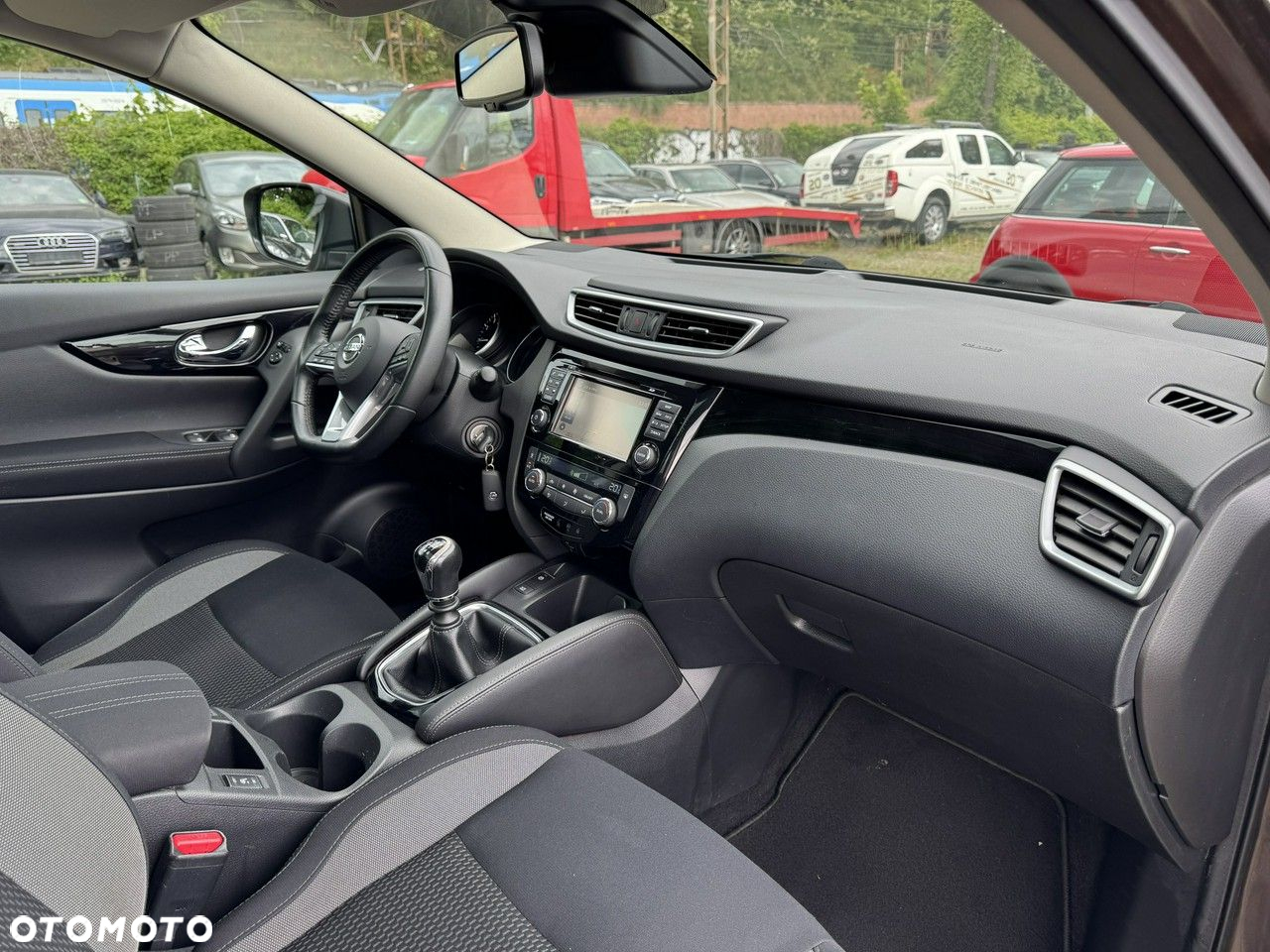 Nissan Qashqai - 16