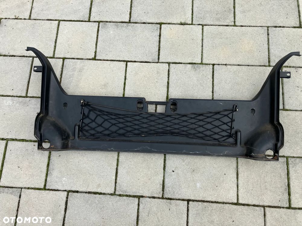 PAS TYLNY OSŁONA BAGAŻNIKA BMW E38 PLASTIK PODŁOGI 8157849 - 1