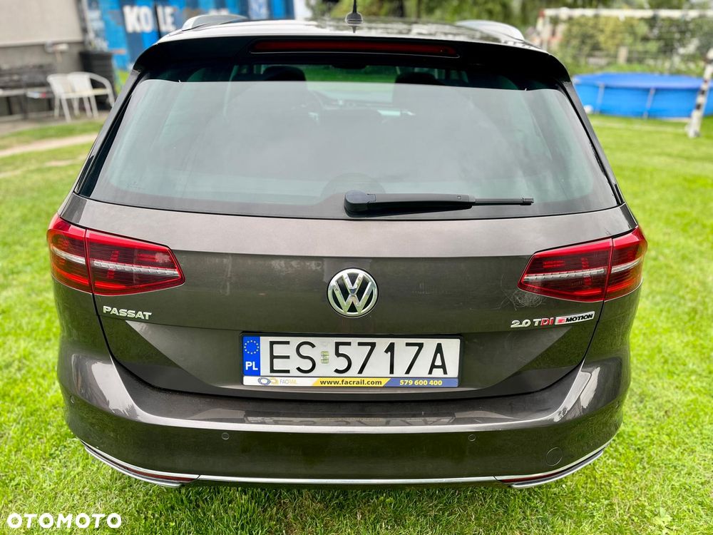Volkswagen Passat 2.0 TDI BMT 4Mot Highline DSG - 11