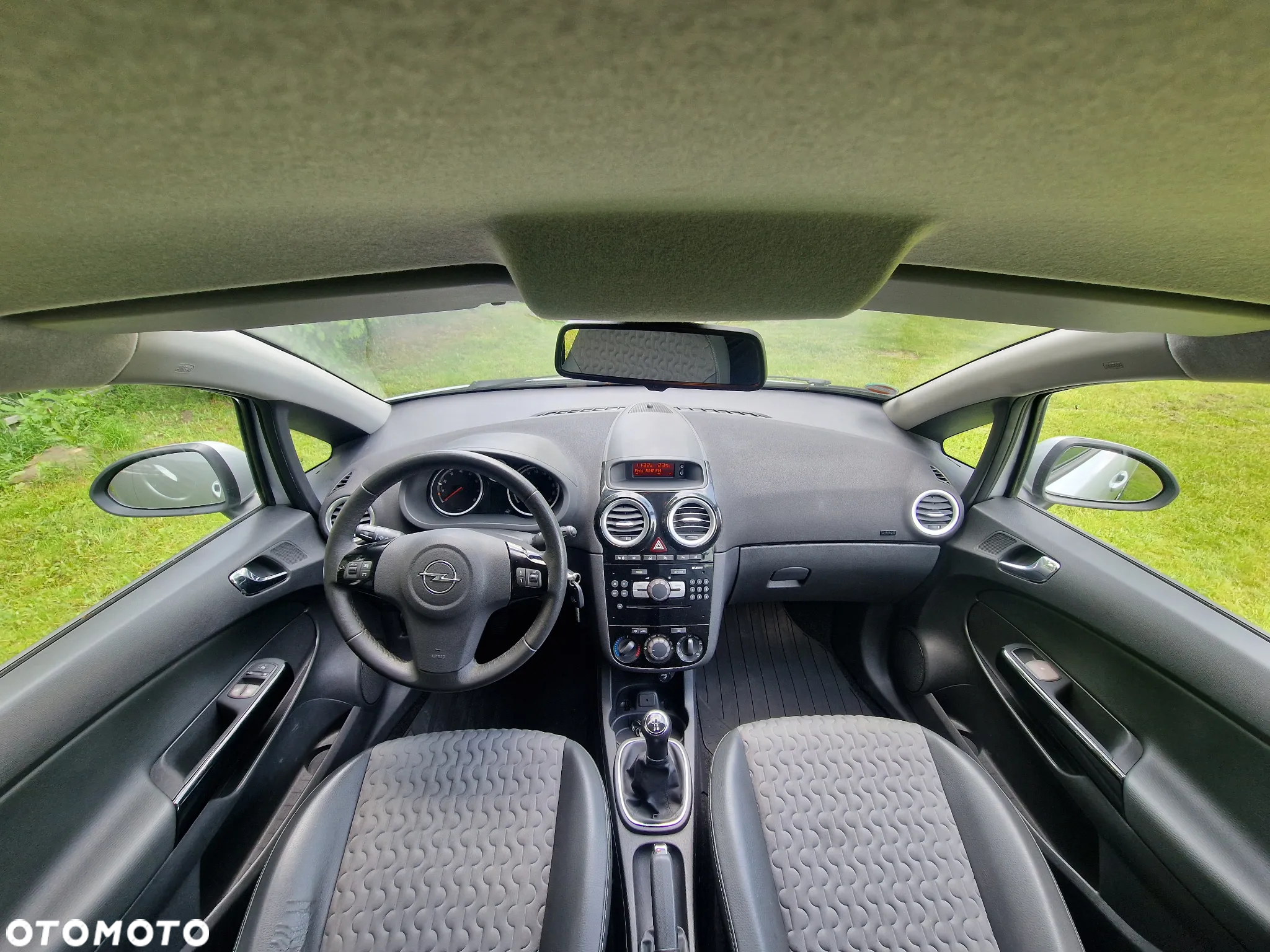 Opel Corsa - 20