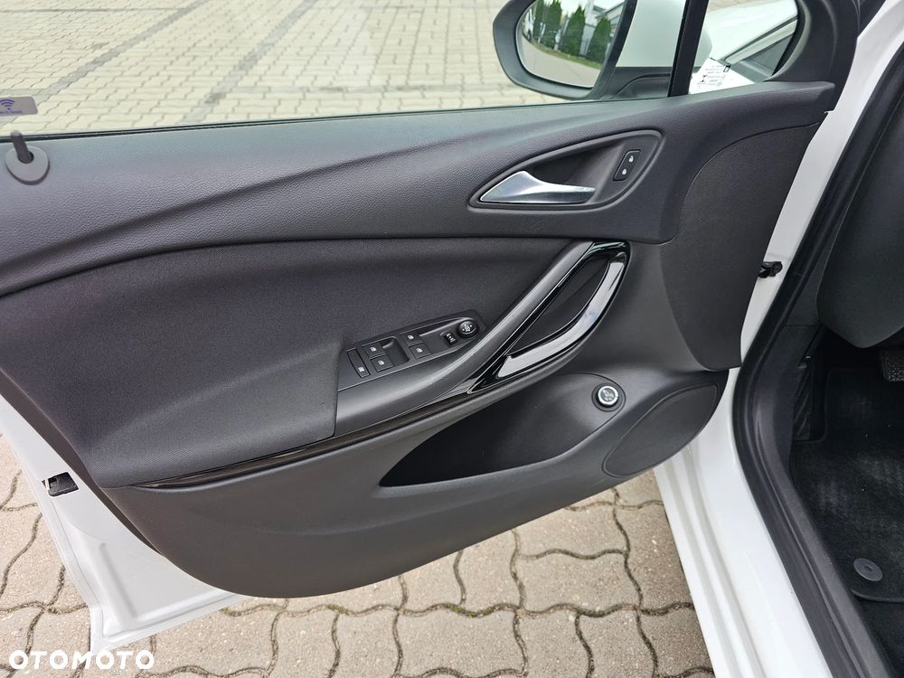 Opel Astra - 20