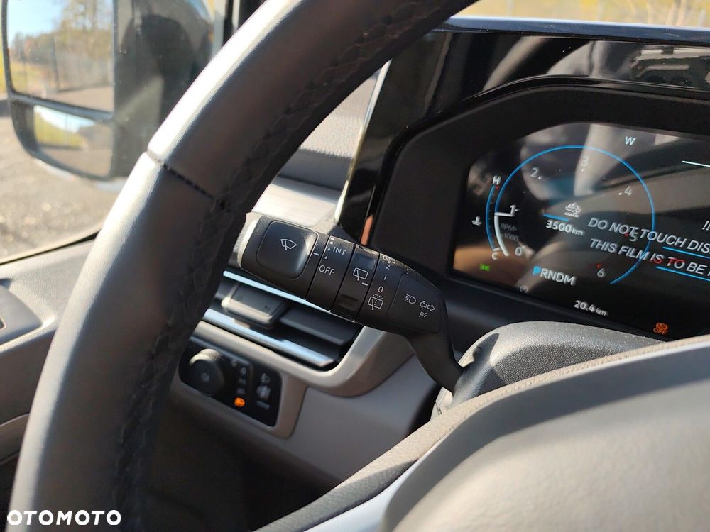 Volkswagen Caravelle - 22