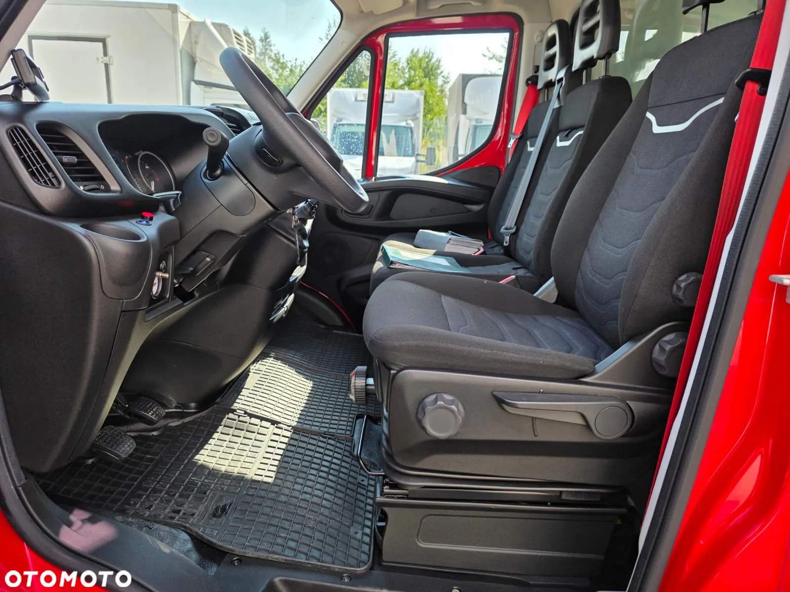 Iveco 35S16 Chłodnia Izoterma 8EP Krajowy Winda Silnik 3L ! Super Stan - 8