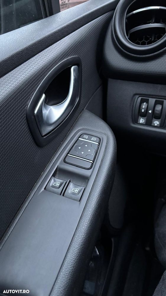 Renault Clio 1.2 Life - 9