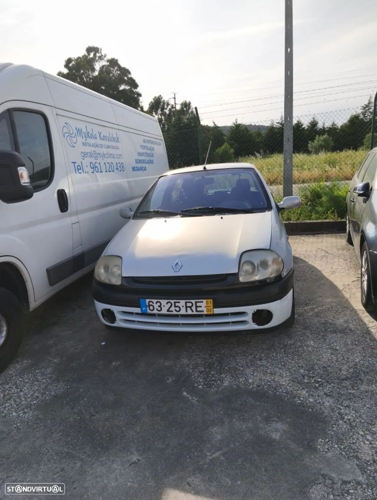 Renault Clio 1.4 16V Dynamique - 1