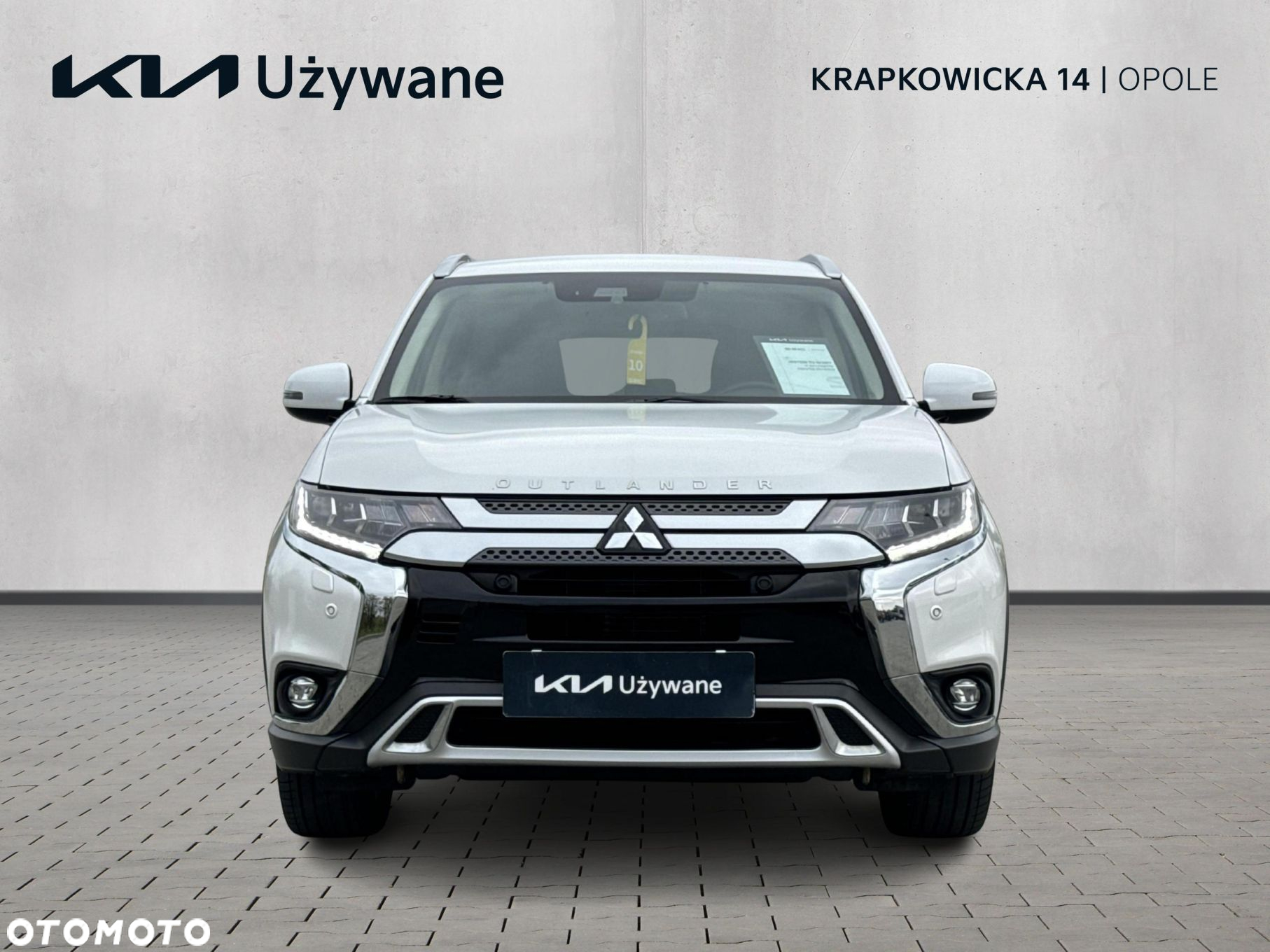 Mitsubishi Outlander - 8