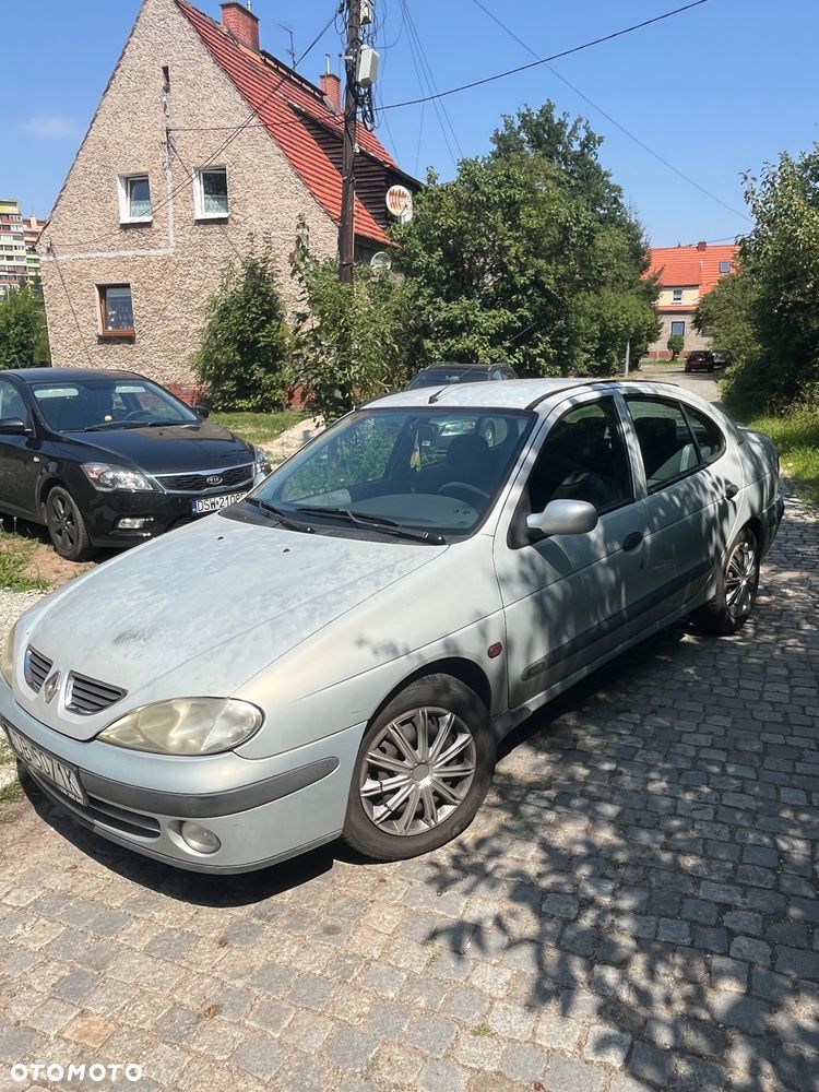 Renault Megane 1.6 - 2