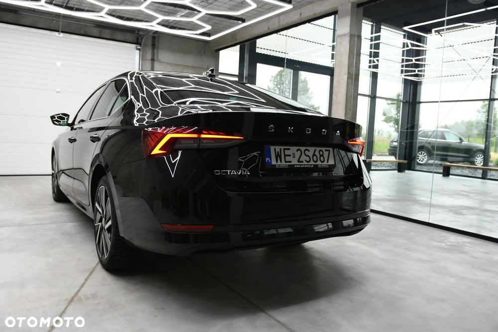 Skoda Octavia 2.0 TDI SCR Style DSG - 10