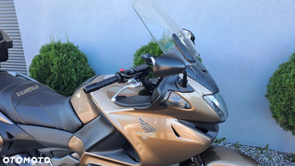 Honda NTV - 9