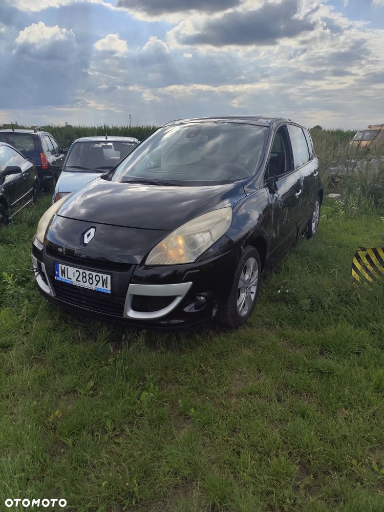 Renault Scenic - 1