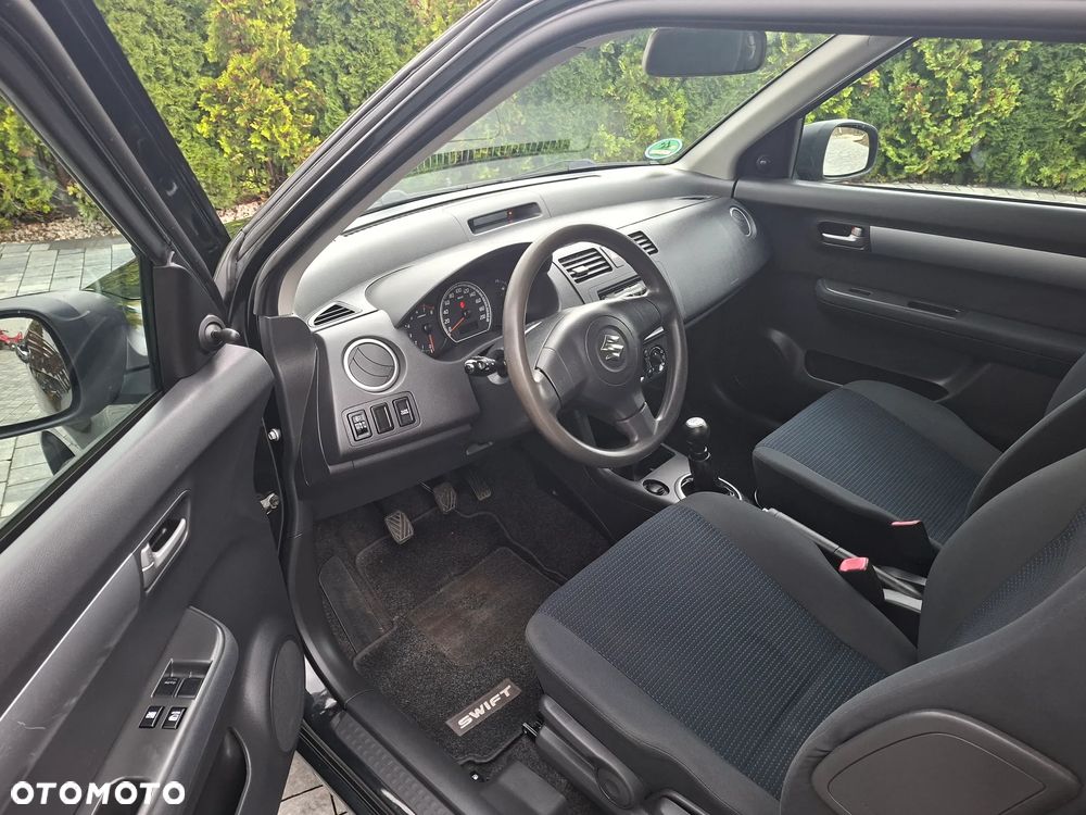 Suzuki Swift 1.3 Comfort+ - 9