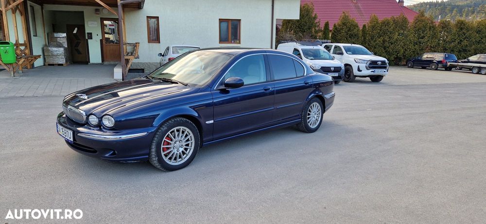 Jaguar X-Type 2.0 - 1