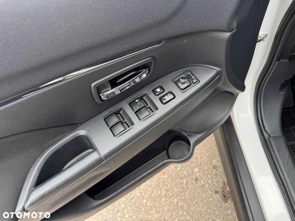 Mitsubishi ASX 1.8 DID Intense AS&G - 22