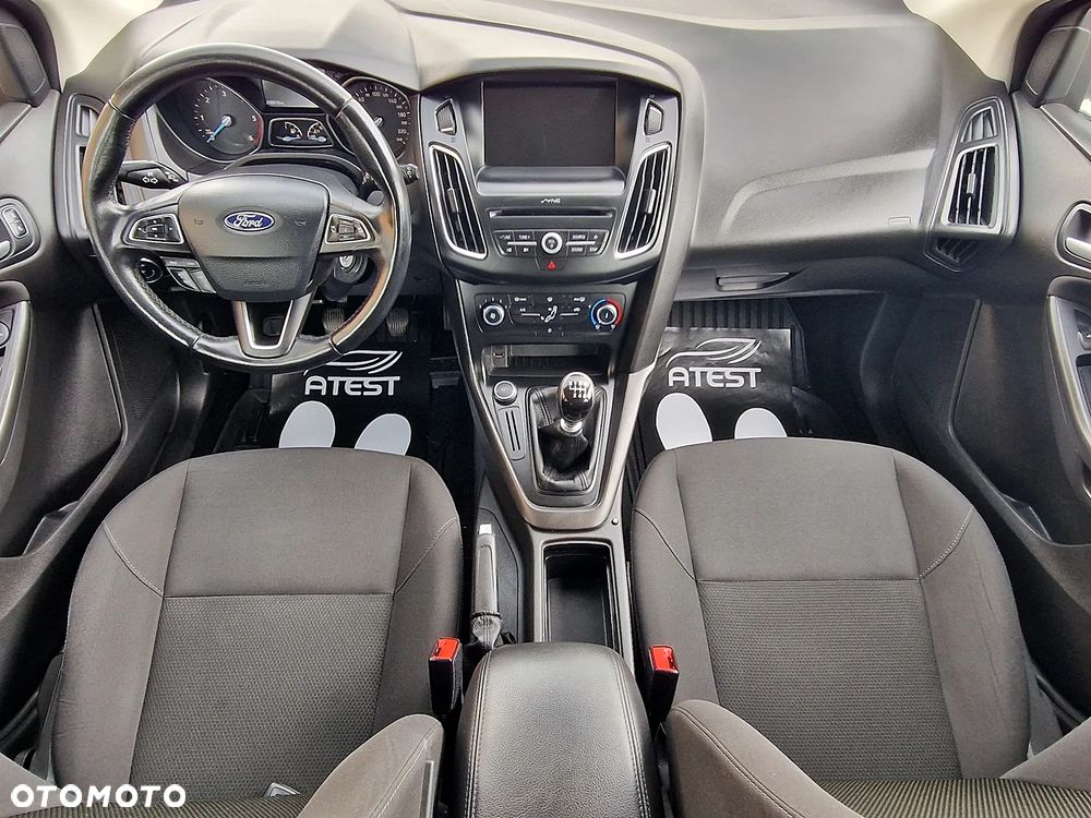 Ford Focus - 9