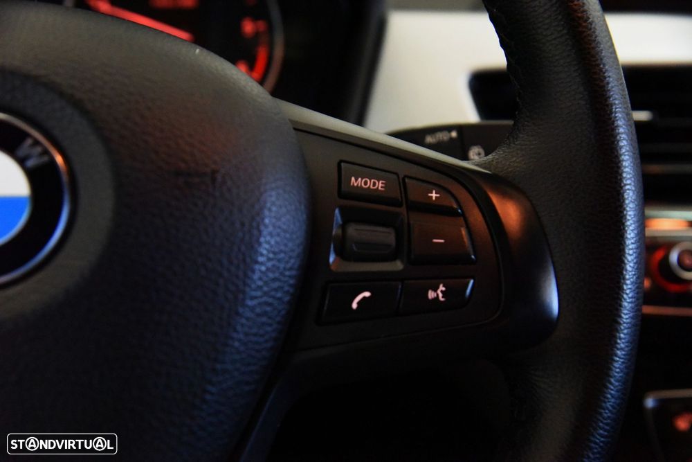 BMW X1 16 d sDrive Advantage - 18