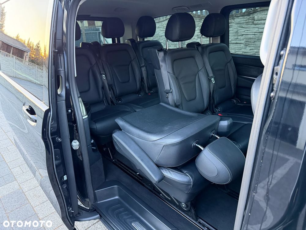 Mercedes-Benz Klasa V 300 d Avantgarde 9G-Tronic (ekstra d³) - 17