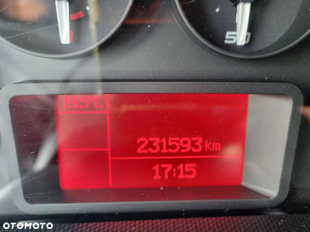 Iveco Daily 50C150 3.0 HPi 150KM 12-Palet Skrzynia dł 6.10 - 11