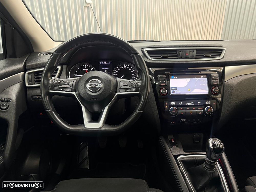 Nissan Qashqai 1.5 dCi Tekna - 9