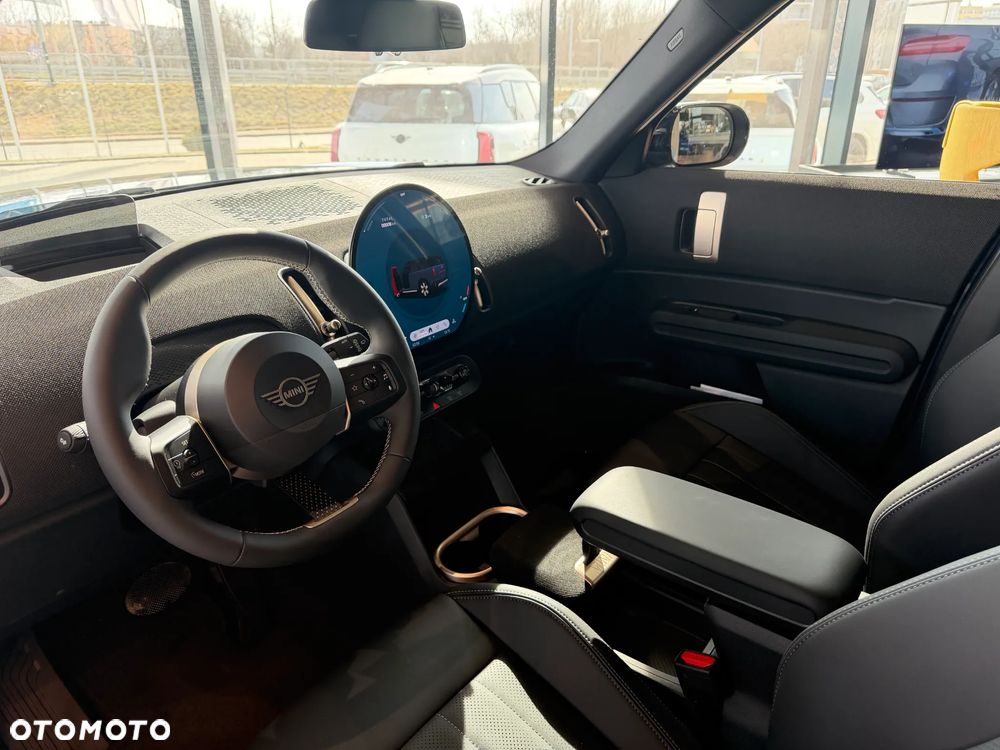 MINI Countryman C Favoured Trim - 10