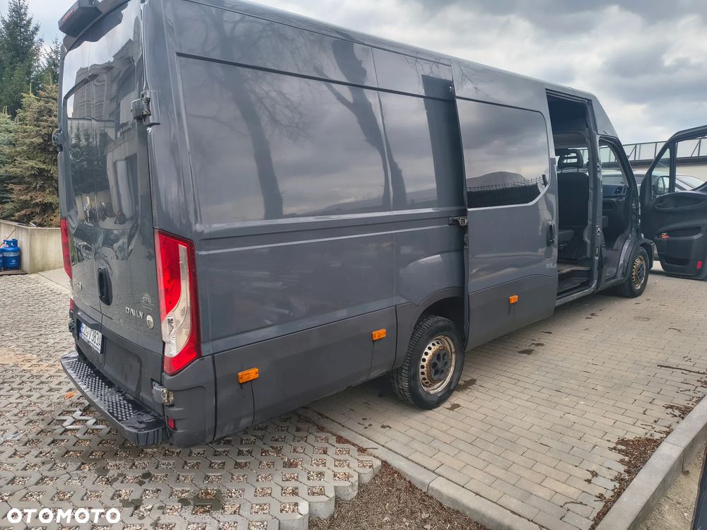 Iveco DAILY 35S18 - 17