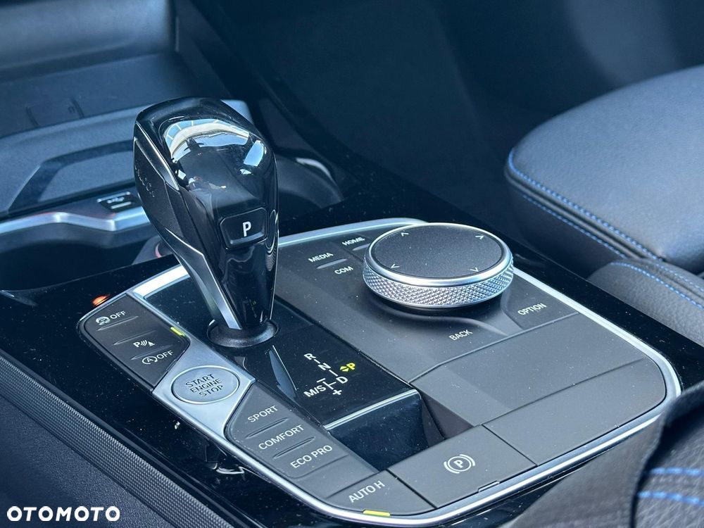 BMW Seria 1 118i M Sport - 22