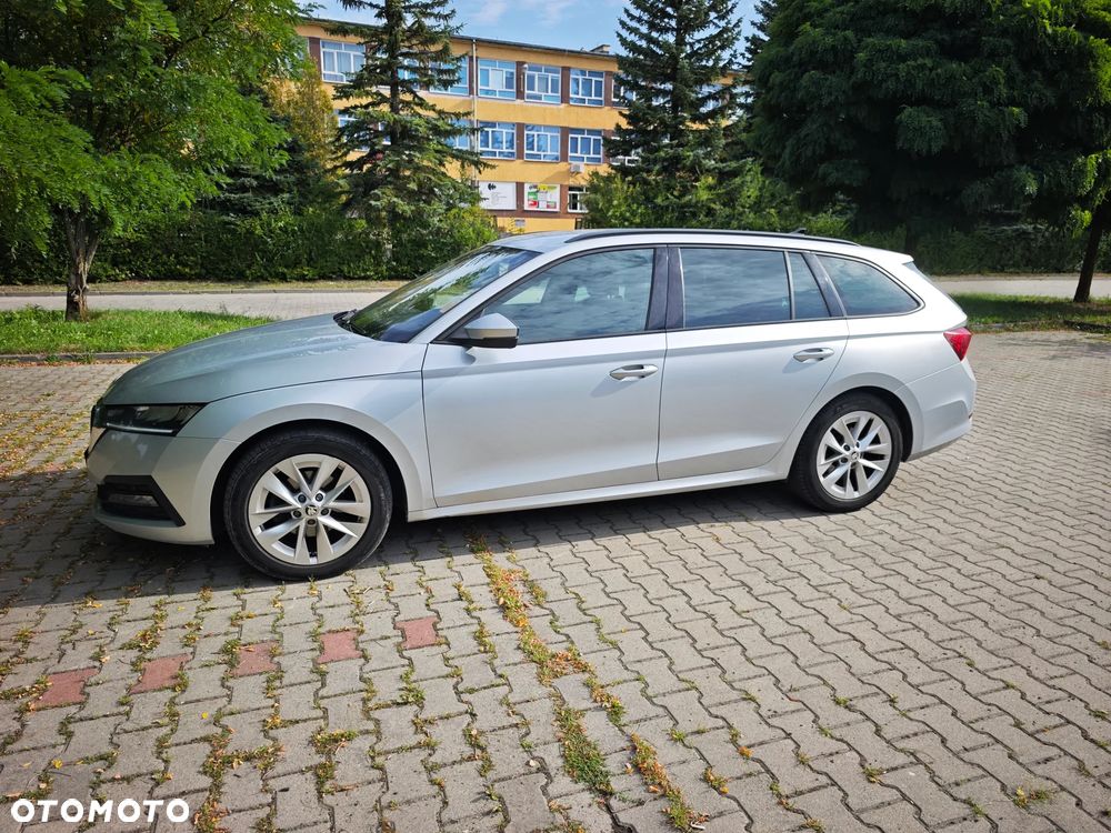 Skoda Octavia 1.5 TSI e-Tec Ambition DSG - 2