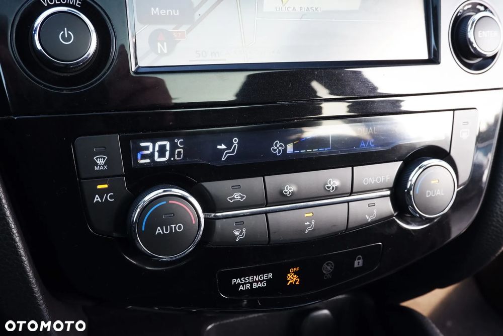 Nissan Qashqai 1.6 DCi Xtronic N-Connecta - 23