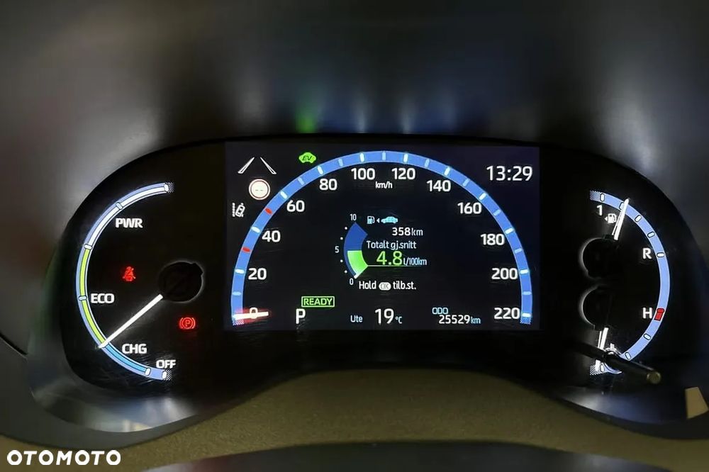 Toyota Yaris Cross - 11