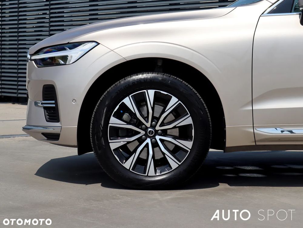 Volvo XC 60 B4 B Plus Bright - 3