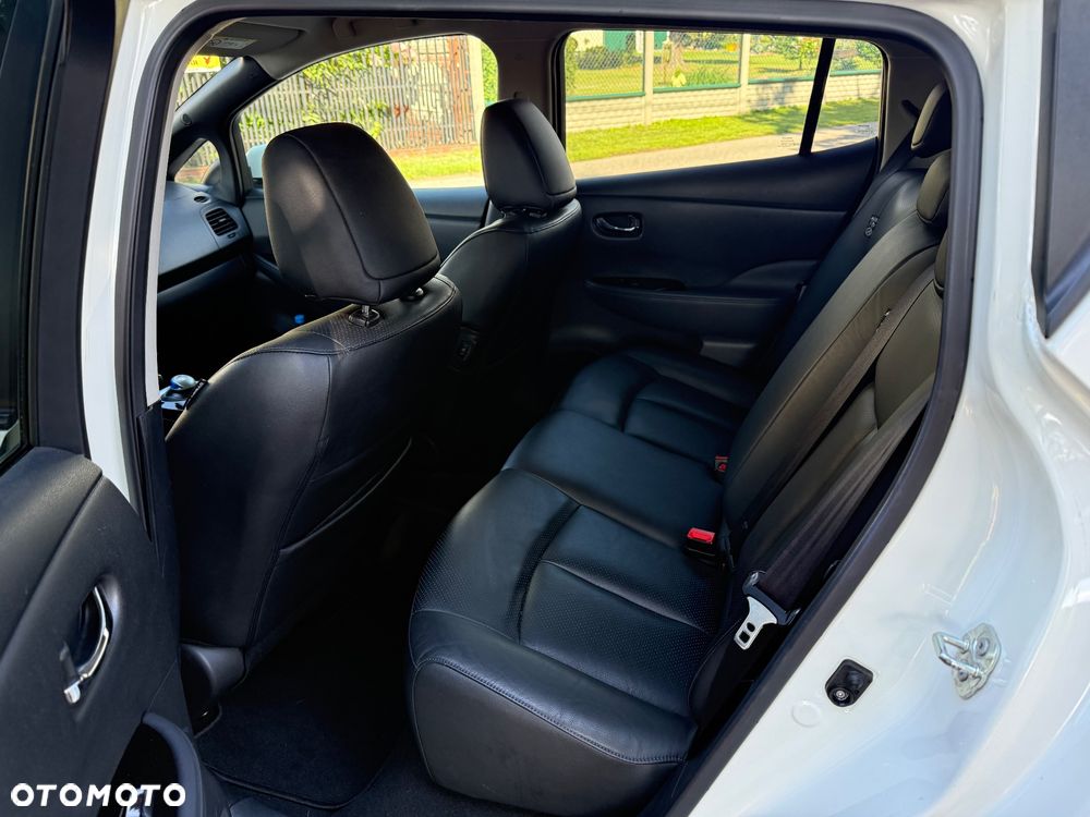 Nissan Leaf - 24