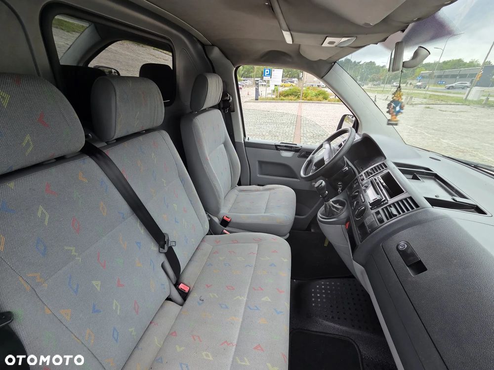 Volkswagen Transporter - 8
