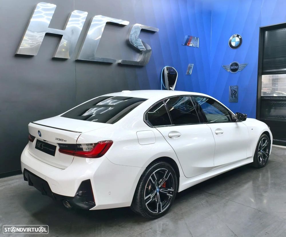 BMW 330 e Pack Desportivo M Pro Auto - 5