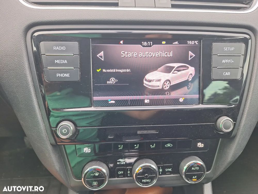 Skoda Octavia 1.0 TSI DSG Active - 10