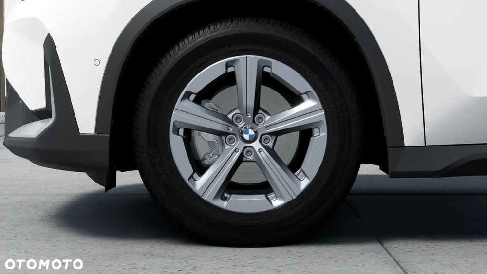 BMW X1 sDrive18i - 12