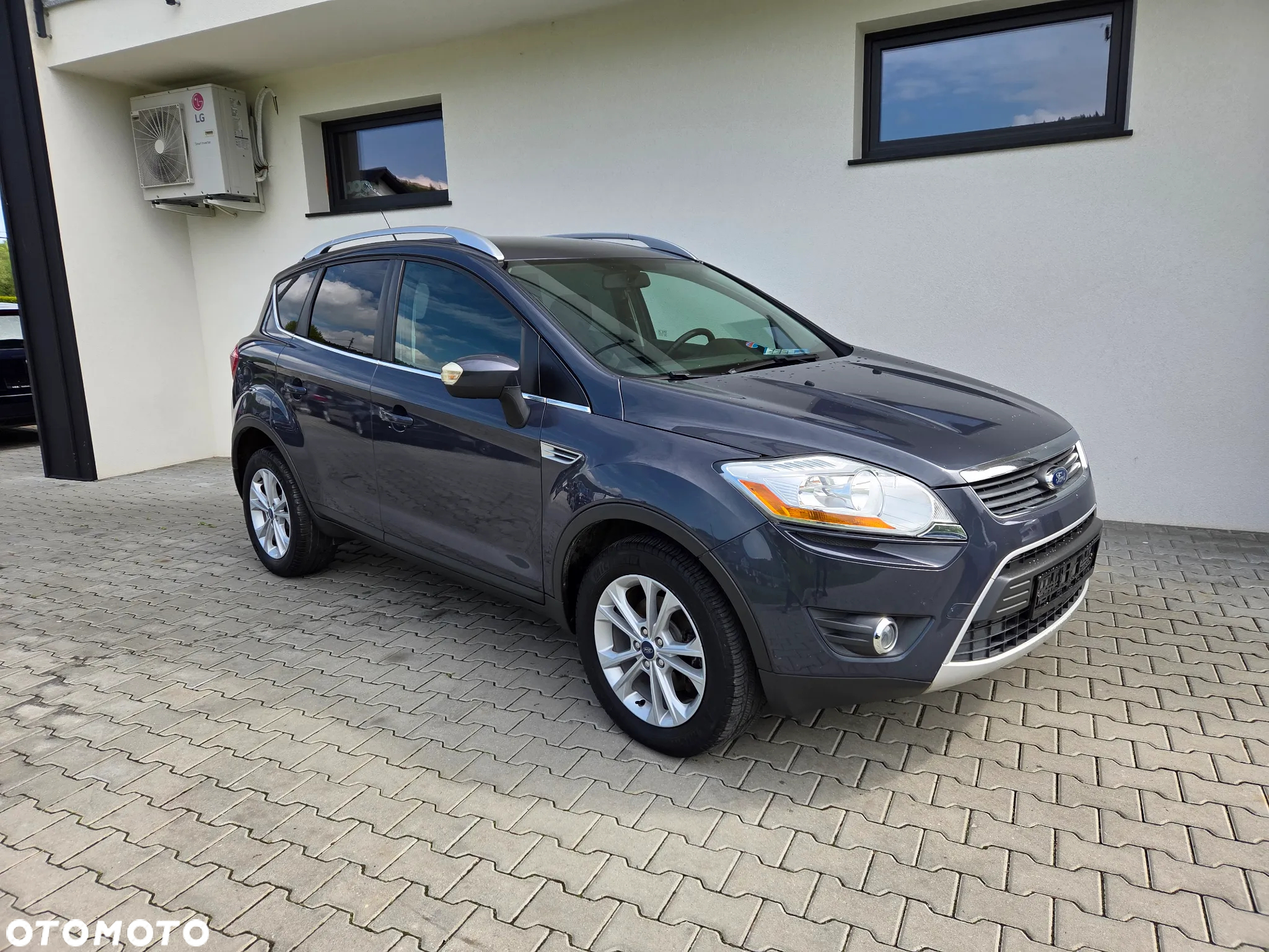 Ford Kuga - 5