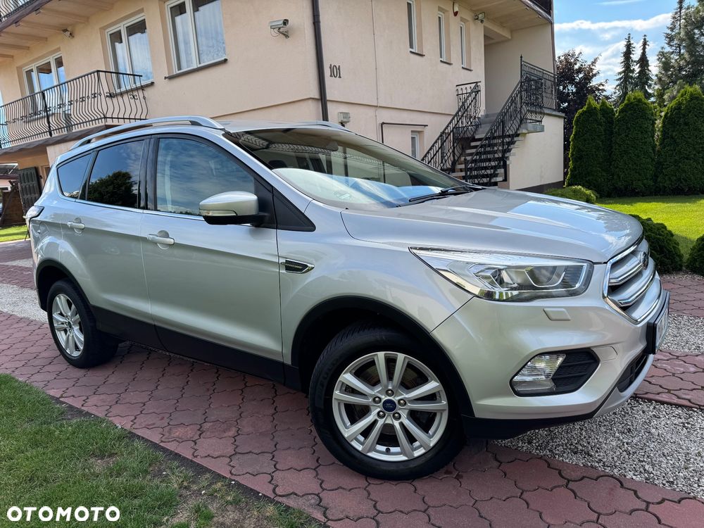 Ford Kuga 1.5 TDCi FWD Titanium - 4