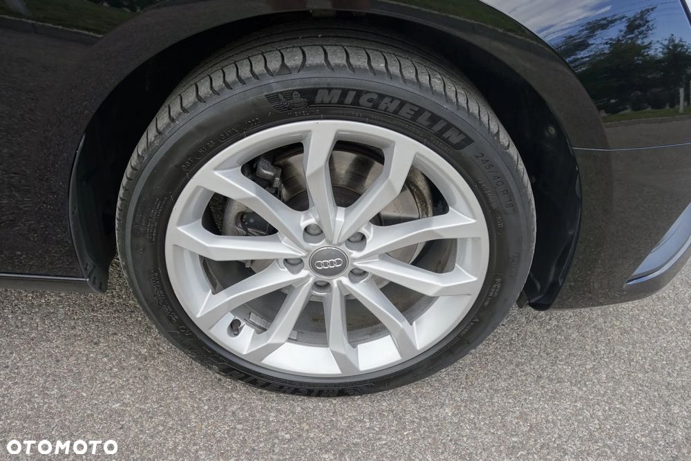 Audi A4 - 8