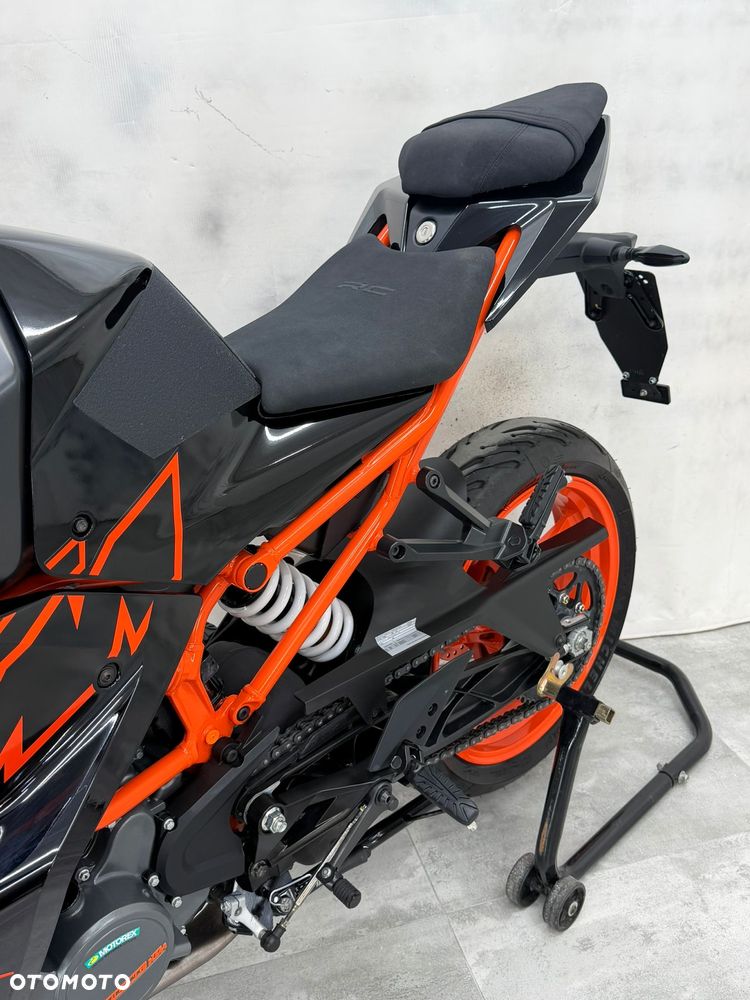 KTM RC 125 - 10