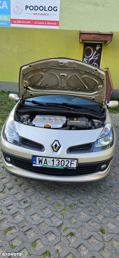 Renault Clio 1.6 16V Expression - 17