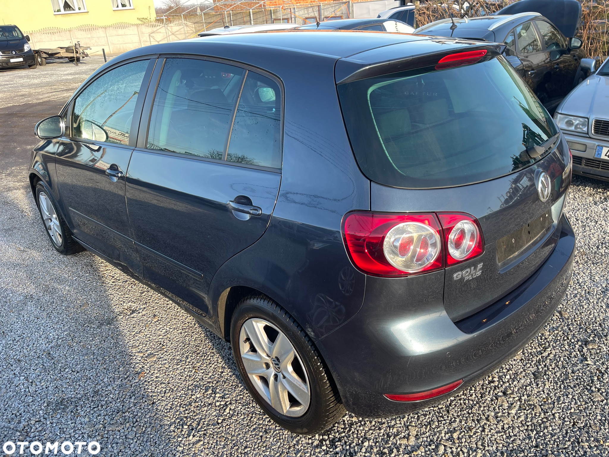 Volkswagen Golf Plus 1.6 TDI Comfortline - 5