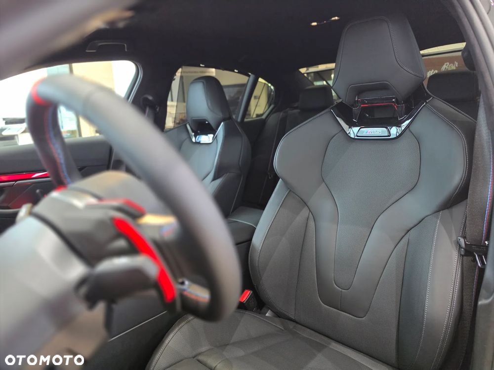 BMW M5 PHEV - 19