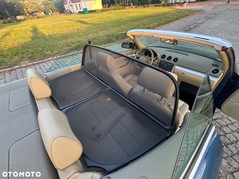 Audi A4 Cabrio 1.8 T - 26