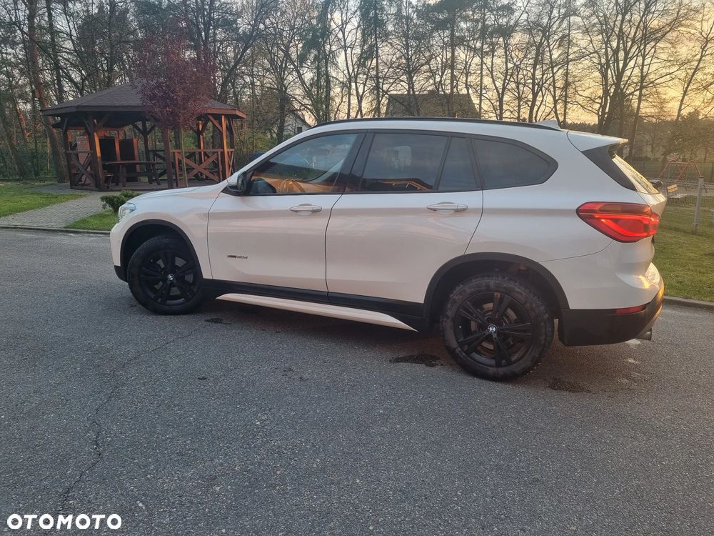 BMW X1 xDrive20d xLine - 3