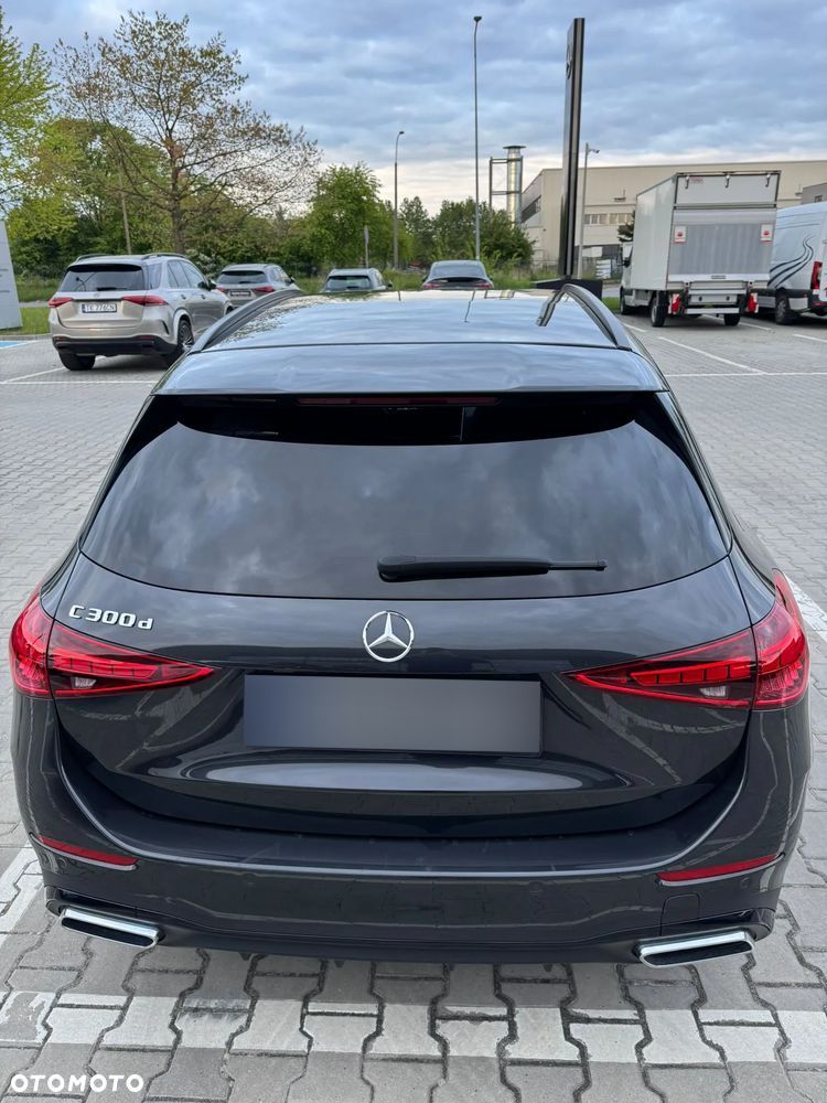 Mercedes-Benz Klasa C 300 d 9G-TRONIC - 11