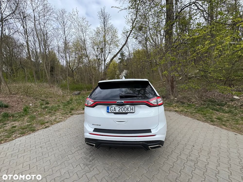 Ford Edge 2.0 TDCi Bi-Turbo 4x4 ST-LINE - 16